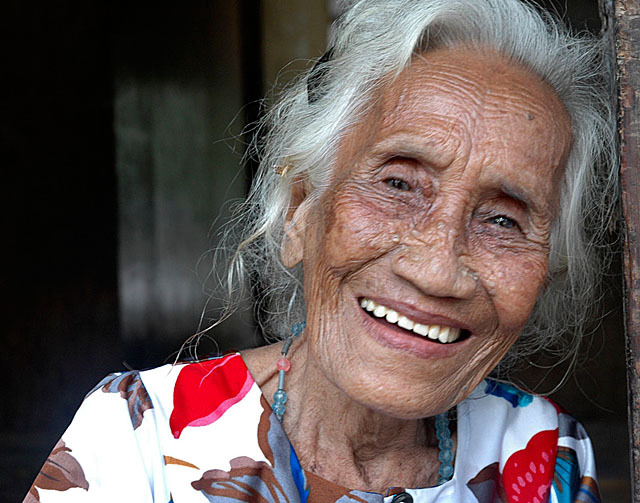 Nella on Melan, Likiep, RMI, © Sue Rosoff, all rights reserved : The Marshall Islands : Sue Rosoff Photography